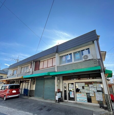 福田氏連棟店舗住宅の物件外観写真